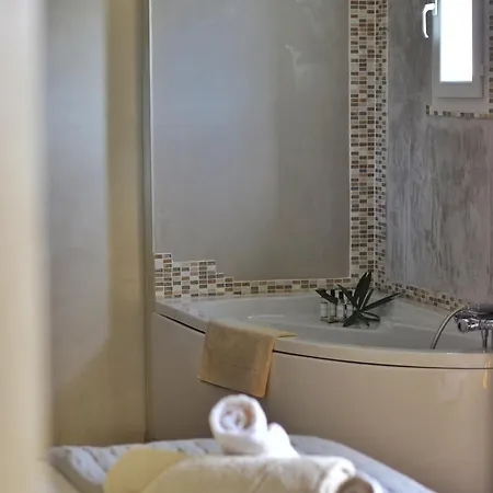 Fiore Di Machja 4* Coti-Chiavari (Corsica)