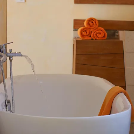 Fiore Di Machja 4* コティ・シアヴァーリ