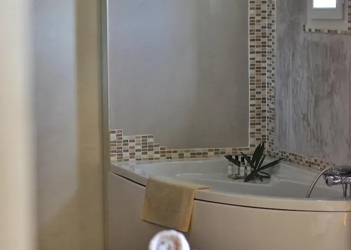 Fiore Di Machja 4* Coti-Chiavari (Corsica)